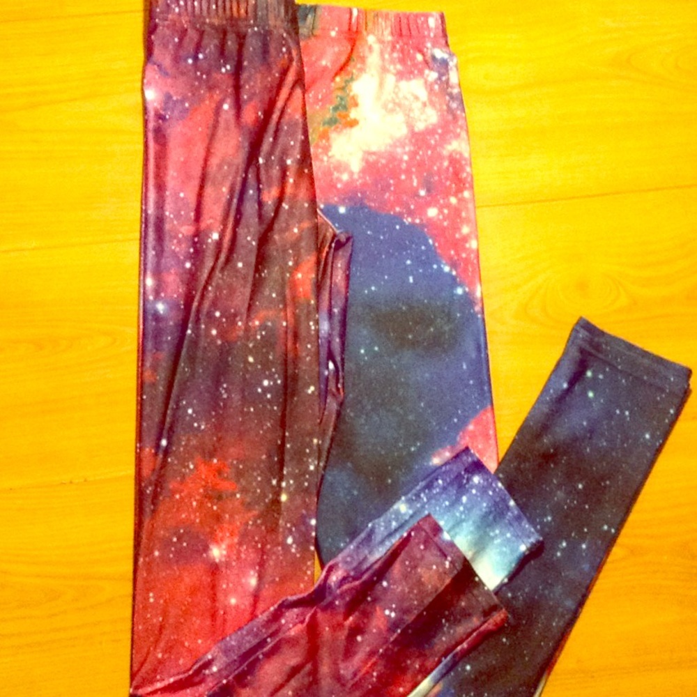 2 pack of galaxy leggings